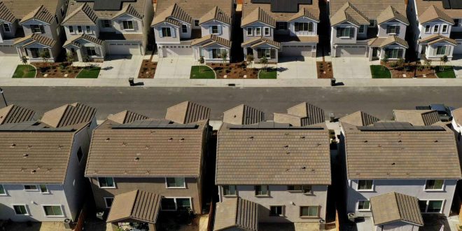 Report This California city has one of the nation's worst home insurance trajectories.