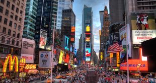 A New Way to Make Money Has Arrived Run Outside Naked When the Google Maps Street View Car Passes