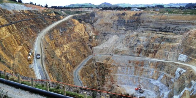 Finding Gold Exploring New Zealand’s Next Big Discovery