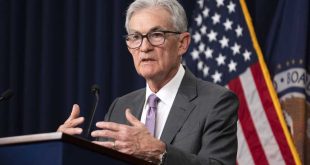 Gold Price Outlook Dependent on Trade Negotiations Amidst Federal Reserve Rate Cut Uncertainty
