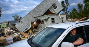Hurricane risk in Florida is escalating. Home insurance is harder to get.
